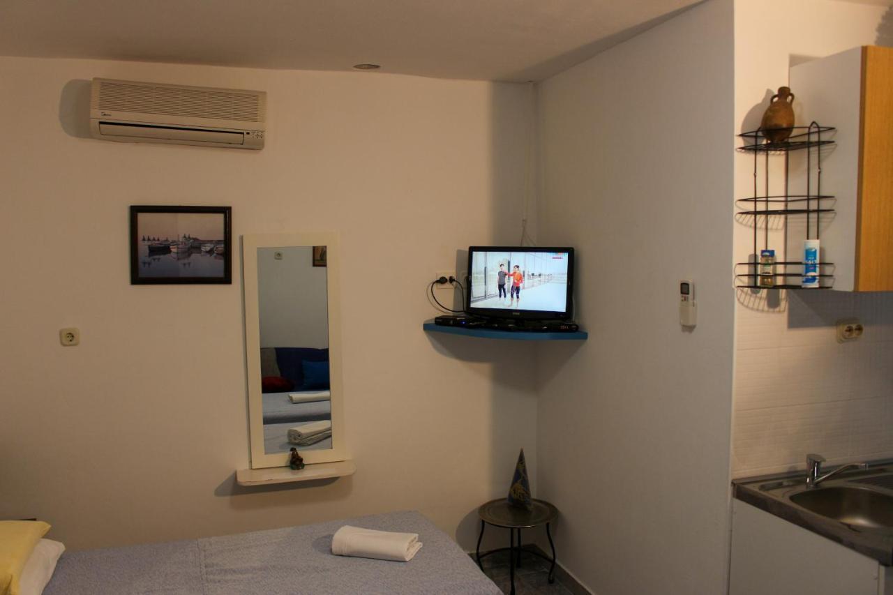 Apartments M&R Spadina ヴォディツェ エクステリア 写真